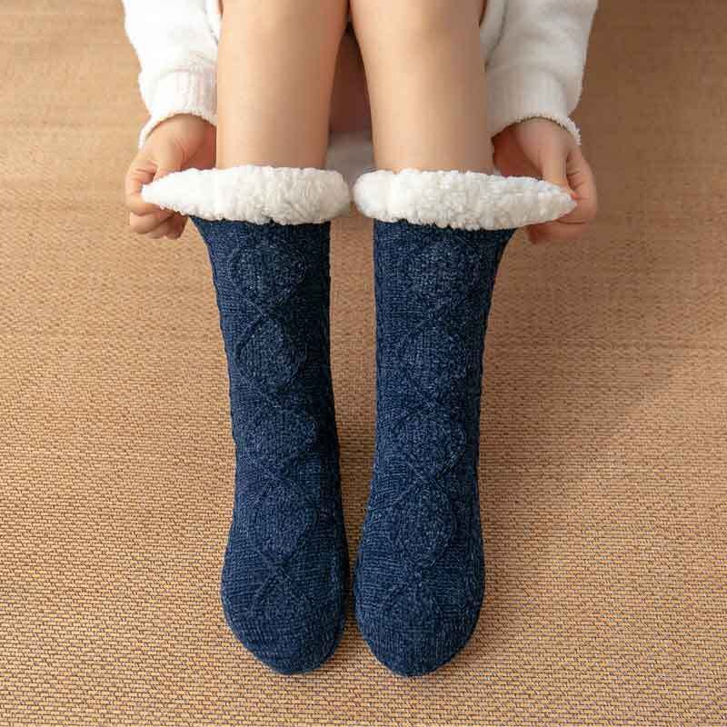 Twisted Floor Socks